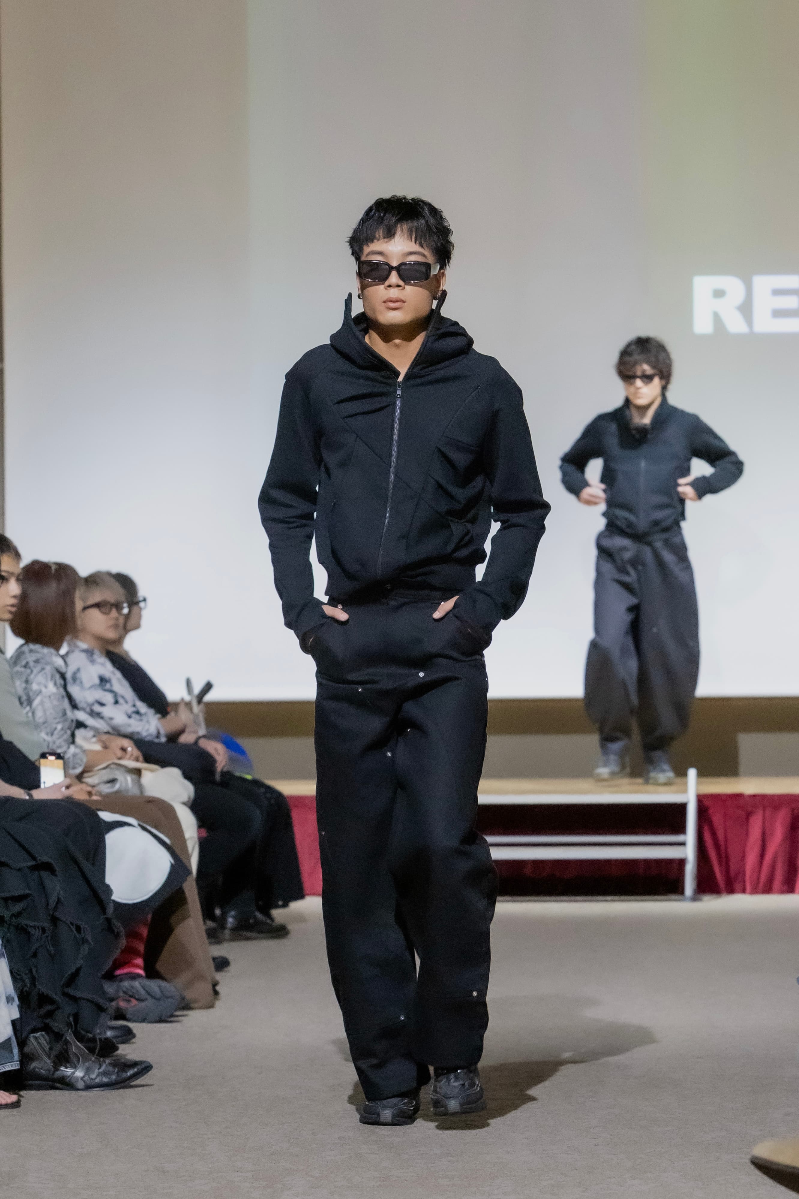 Look 2